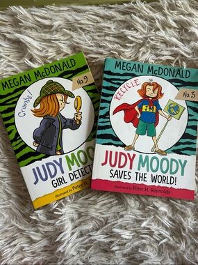 Judy Moody Book Set (Green & Teal) by Peter Reynolds (3&9)